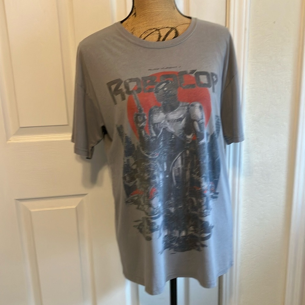 Robocop Alex Murphy Loot crate gray red t-shirt women’s size L cotton polyester